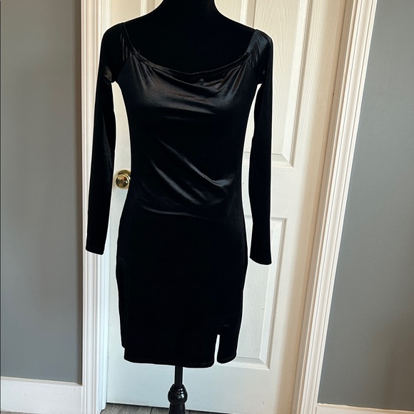 GB girls Dresses & Skirts - GB Girls Sleek Black Long Sleeve Dress